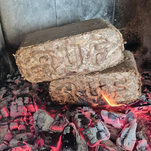 RUF Briketts 10 kg  Rindenbriketts für langanhaltende Glut Holzbriketts für Kamin & Ofen